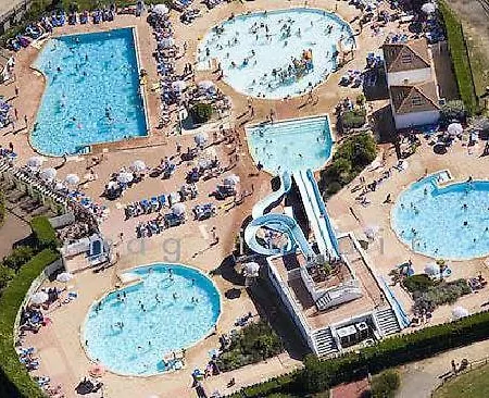 Escapade Golf Et - Maison Familiale 6 Personnes Au Coeur Du Golf De بيت ضيافة 3*